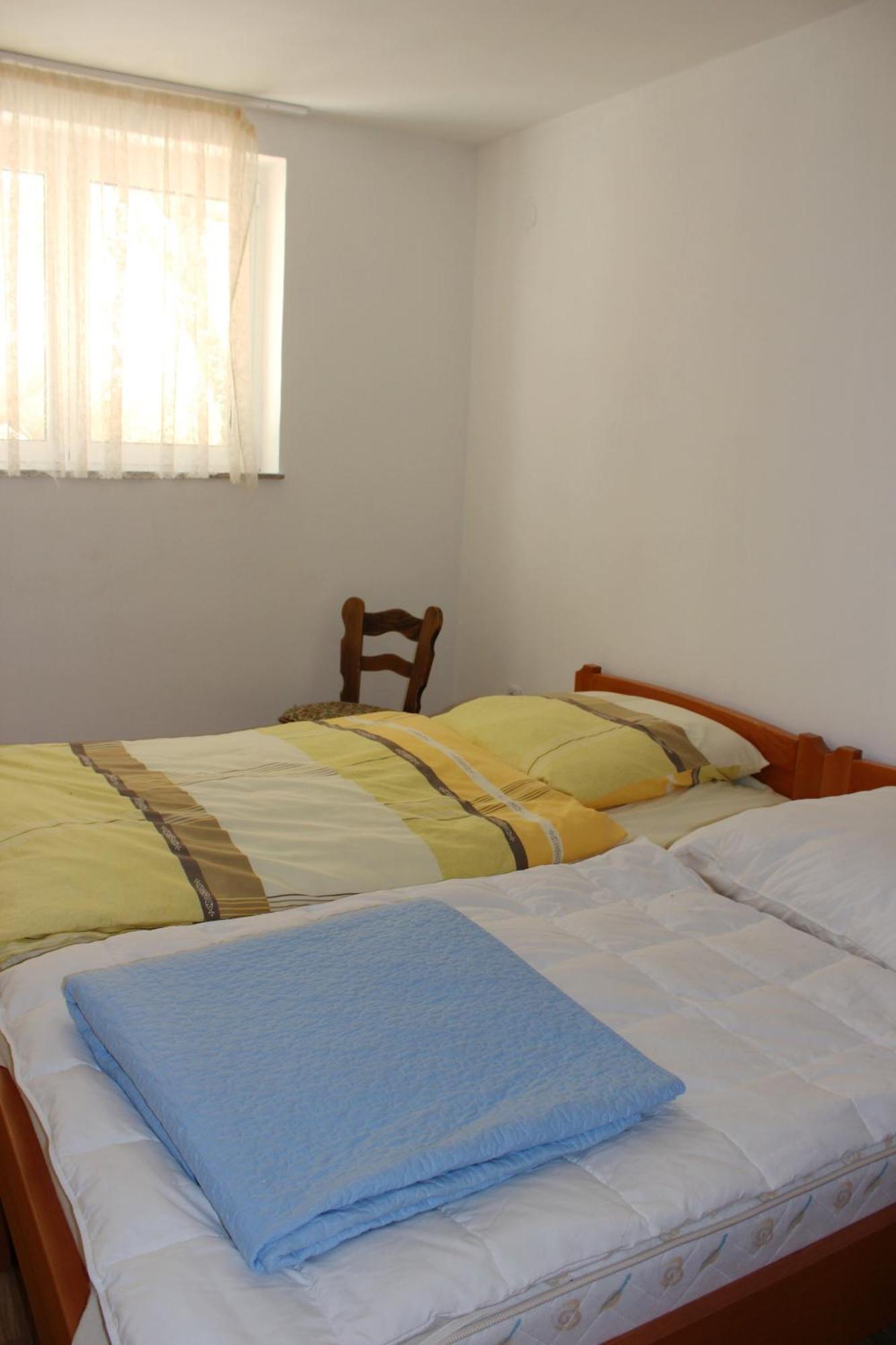 Apartments Toni Na Moru Drage Extérieur photo